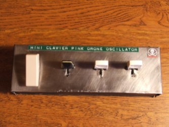 mini clavier pink drone oscillator (1)
